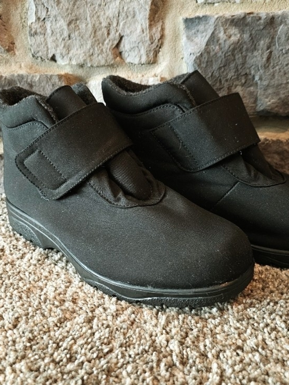 Toe Warmers brand Women's Black Winter Ankle Boots